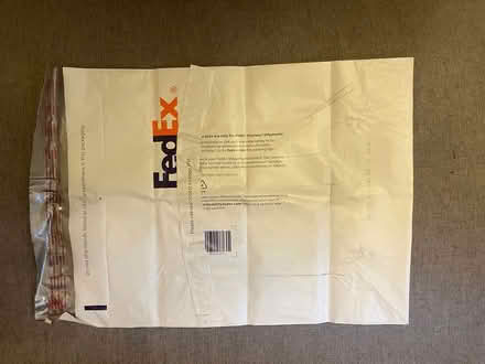 Photo of free 4 large fed ex mailers (Crown heights) #1