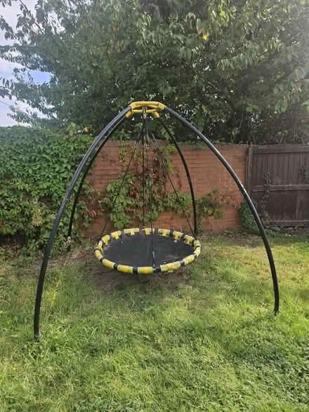 Photo of free Garden swing (L20) #1