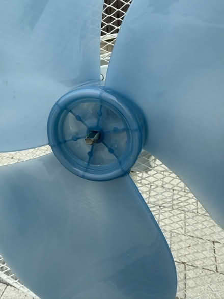 Photo of free 16” Fan, missing blade nut (Welling DA16) #2