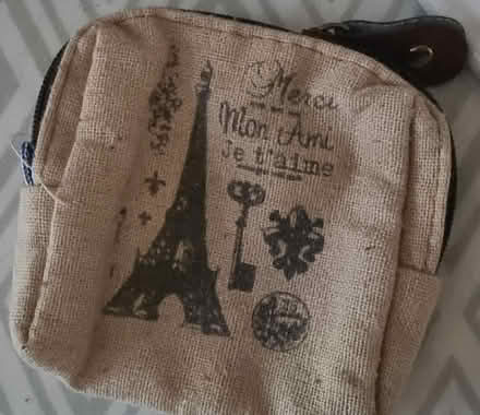 Photo of free Purse (Longsight M13) #1