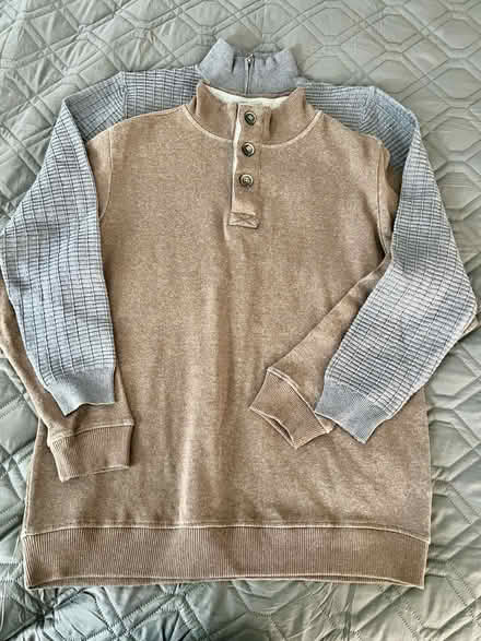 Photo of free Men’s Sweaters - Sweatshirts - L (Big Bethel/Saunders HPT) #1