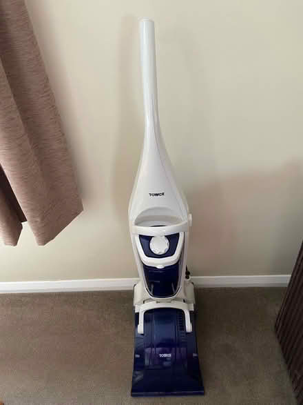 Photo of free Carpet shampoo cleaner (Stanton Harcourt OX29) #1