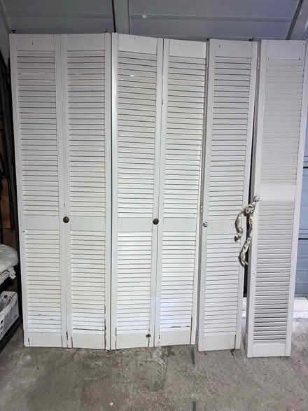 Photo of free Closet style bifold doors 2set (N Fort Worth) #1