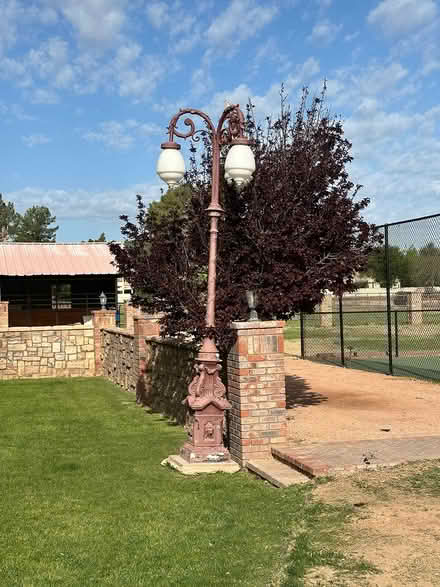 Photo of free Victorian street lamp (Tempe) #2