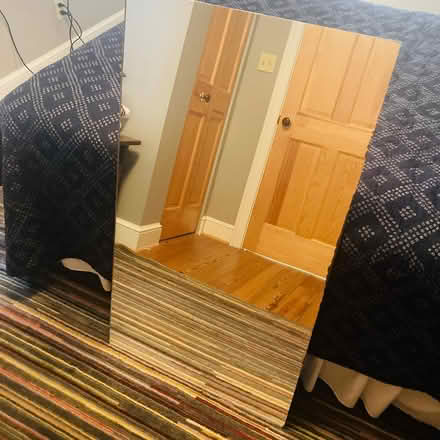 Photo of free mirror (Old Town) #1