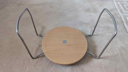 Photo of free Expanding plate holder (CF23 7BL Pentwyn) #1