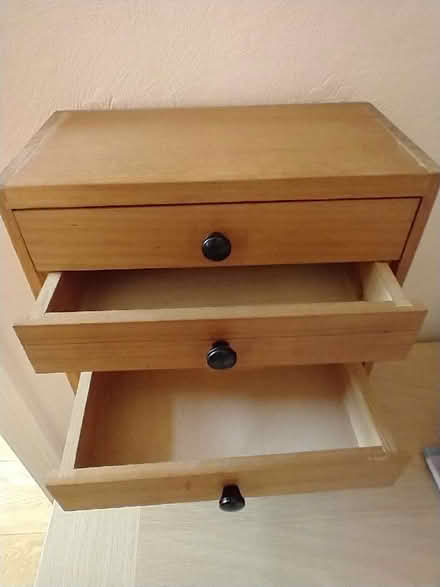 Photo of free Box with drawers (Endmoor LA8) #3