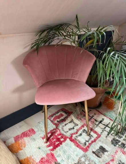 Photo of free Pink chair (Dulwich) #1
