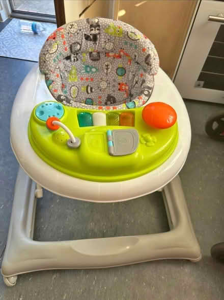 Photo of free Baby walker (RG2) #2