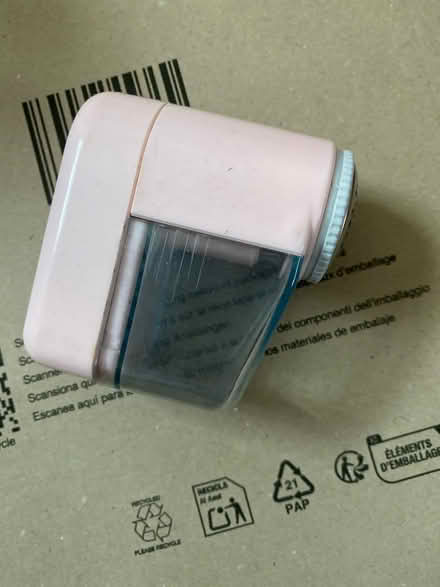 Photo of free Fuzz remover (Beaumont LA1) #1