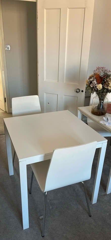 Photo of free table (Chelsea SW3) #1
