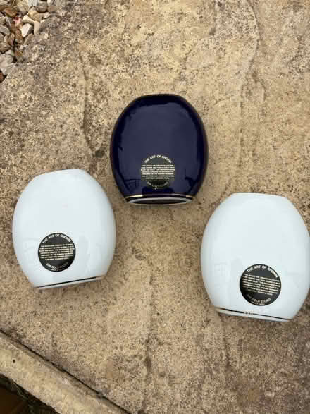 Photo of free Set of 3 Small Japanese purse vases (Hagworthingham PE23) #3