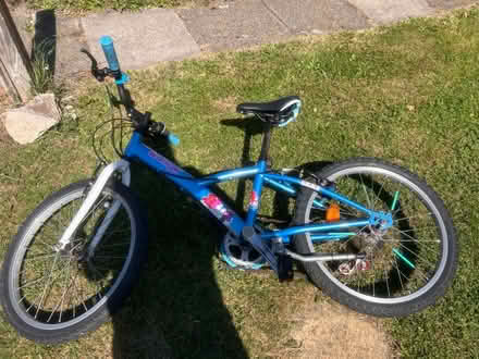 Photo of free 20 inch girls bike (Sw20) #1