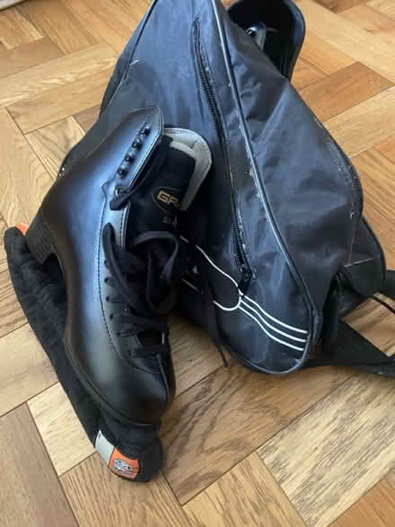 Photo of free Ice skates size 39 (Cambridge Heath, E2) #1