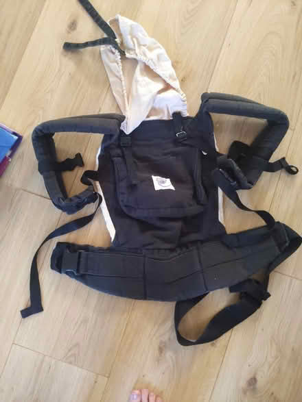 Photo of free Ergo baby sling (Cheshunt EN8) #1