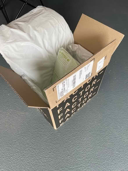 Photo of free insulated box (Mission Canyon) #1