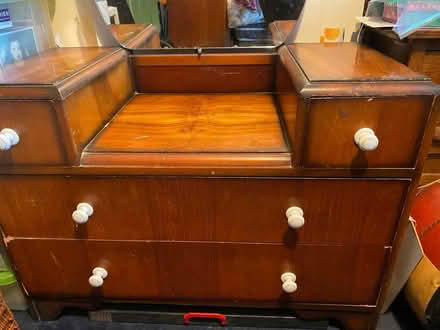 Photo of free dressing table (Deal CT14) #2