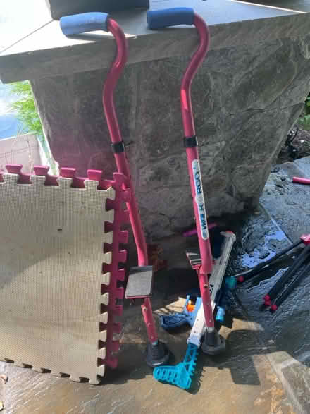Photo of free Junior stilt walker (Bethesda) #1