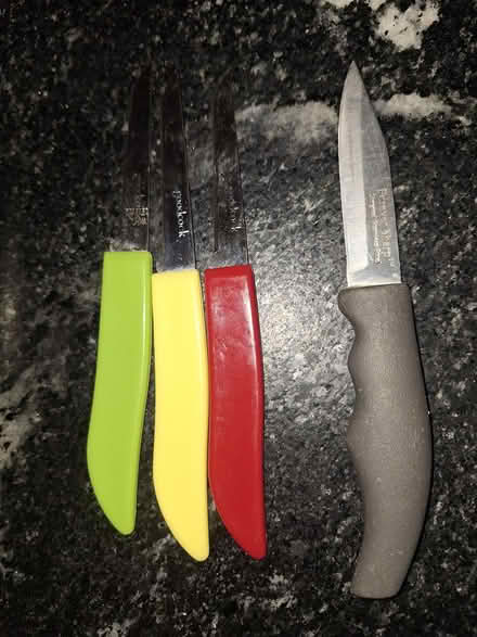 Photo of free Kitchen knives (Holly Springs, on Fuquay side) #1