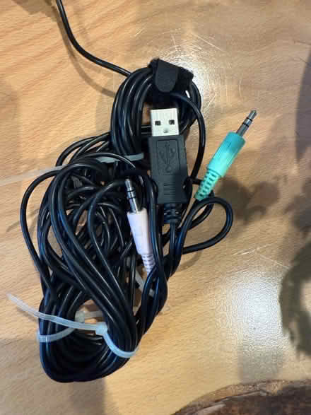 Photo of free Headphones - gaming (95070) #2