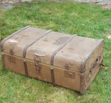Photo of free Vintage Steamer Trunk (Wickford SS12) #1
