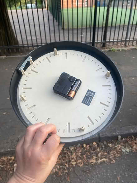 Photo of free Clock (Dennistoun G31) #2