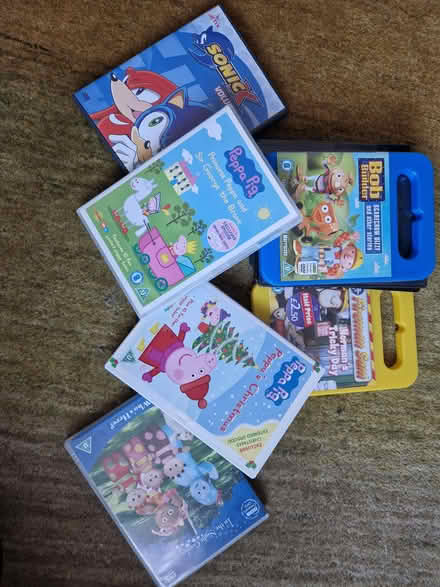 Photo of free Children's DVDs (GU12) #1