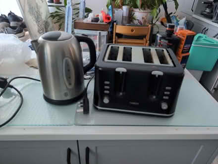 Photo of free Toaster and kettle (Common Edge FY4) #1