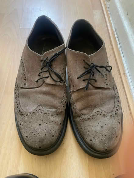 Photo of free Shoes (L4) #2