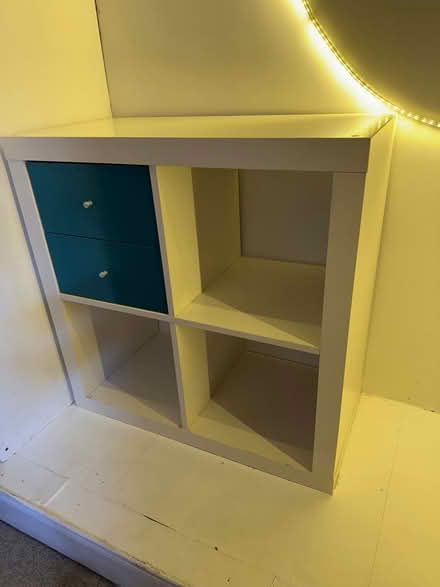 Photo of free White ikea kallax unit (Govanhill G42) #1