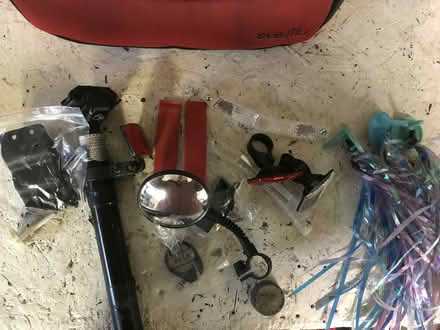 Photo of free kids bikes/parts and streamers (Speedvale & Delhi) #2