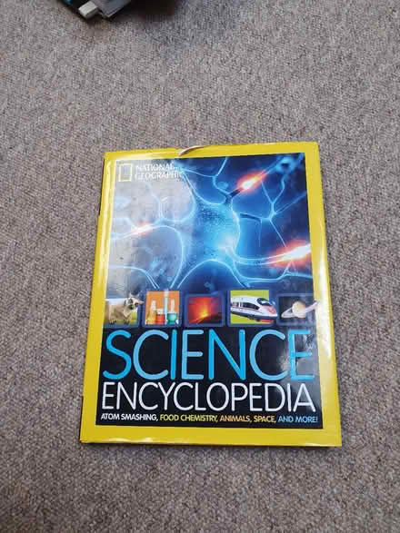 Photo of free National Geographic Science book (BS16) #1