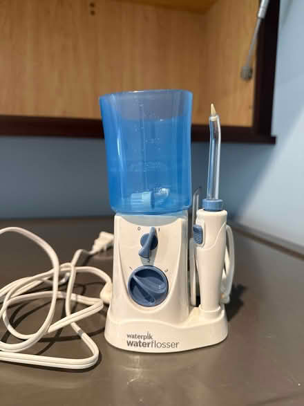 Photo of free Water pik without reservoir lid (95070) #1