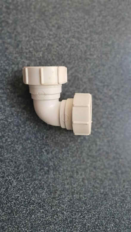Photo of free Plastic plumbing fittings various (West Oxfordshire OX28) #3