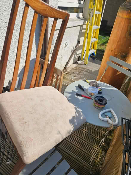 Photo of free 3 x G Plan chairs (Sauchie FK10) #2