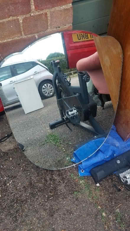 Photo of free Vintage dressing table and mirror (Hertford Heath SG13) #2