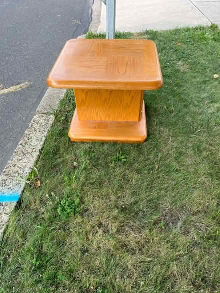Photo of free End table (Lansdale) #1