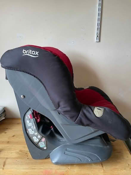 Photo of free Britax Child’s car seat good condition (Catford South SE6) #2
