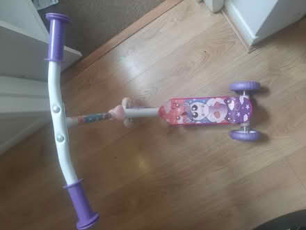 Photo of free Zommies Unicorn Tri Scooter (BN2) #2