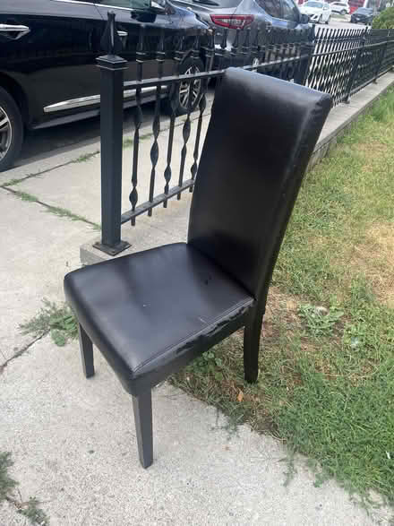 Photo of free Chair (Weston Road & Lawrence Ave Wes) #3