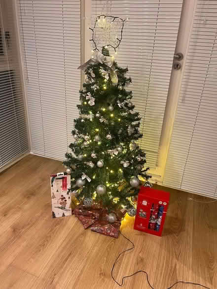 Photo of free Christmas tree (Tuffnel Park N19) #2