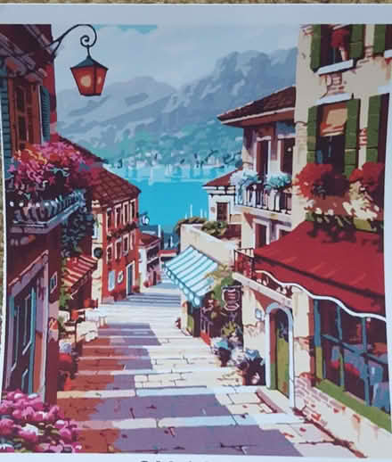 Photo of free Painting kit (Crowthorne RG45) #1