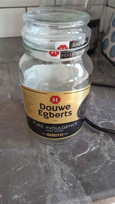 Photo of free Glass storage jars (Bare LA4) #1