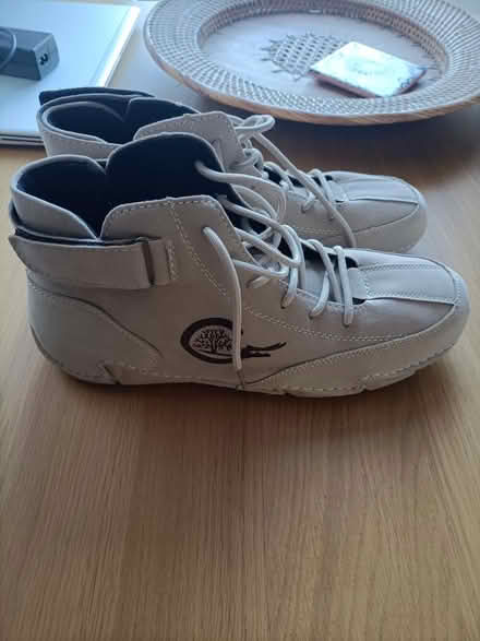 Photo of free Earth Boots - size 8 (Grace Mount EH16) #1