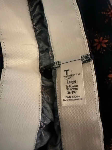 Photo of free Men's boxer shorts size large (Ashford TW15) #2