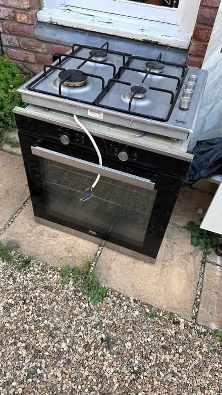 Photo of free Oven & Hob (Woodbridge IP12) #1