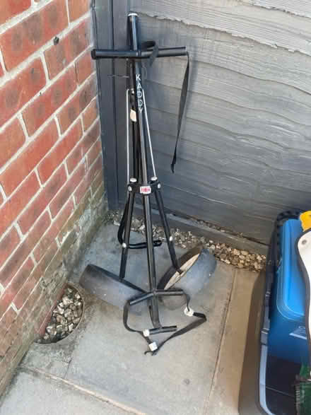 Photo of free Golf trolley (Axminster flax meadow EX13) #1