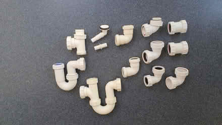 Photo of free Plastic plumbing fittings various (West Oxfordshire OX28) #1