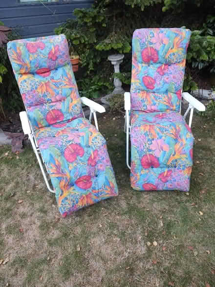 Photo of free 2 recliner sun chairs (Tilekiln TN38) #1