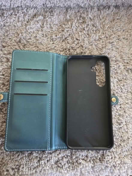 Photo of free Cell phone Wallet (menaul & Eubank) #3